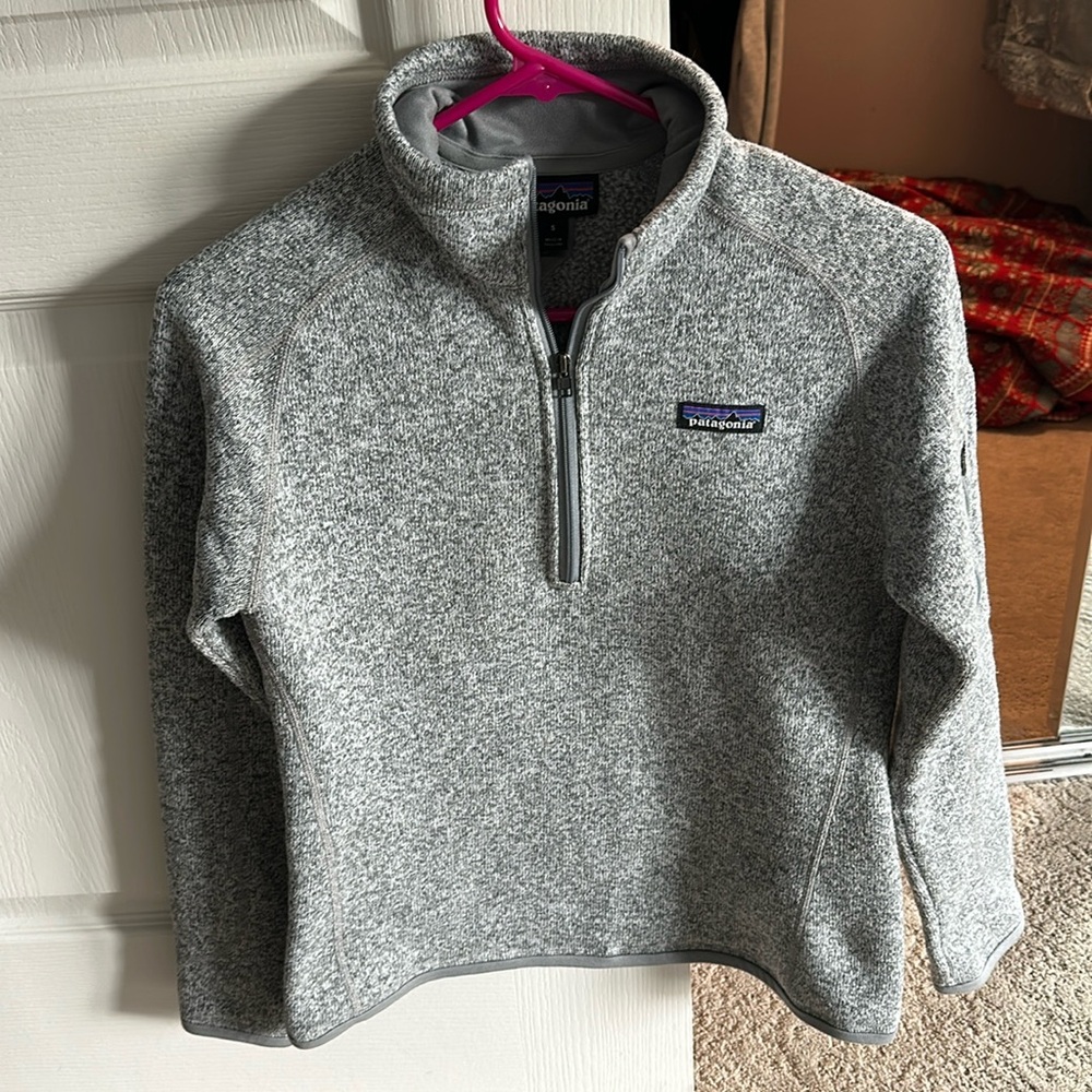 PATAGONIA Women’s Gray Quarter Zip Size Small